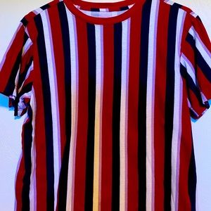 Short sleeve striped shirt